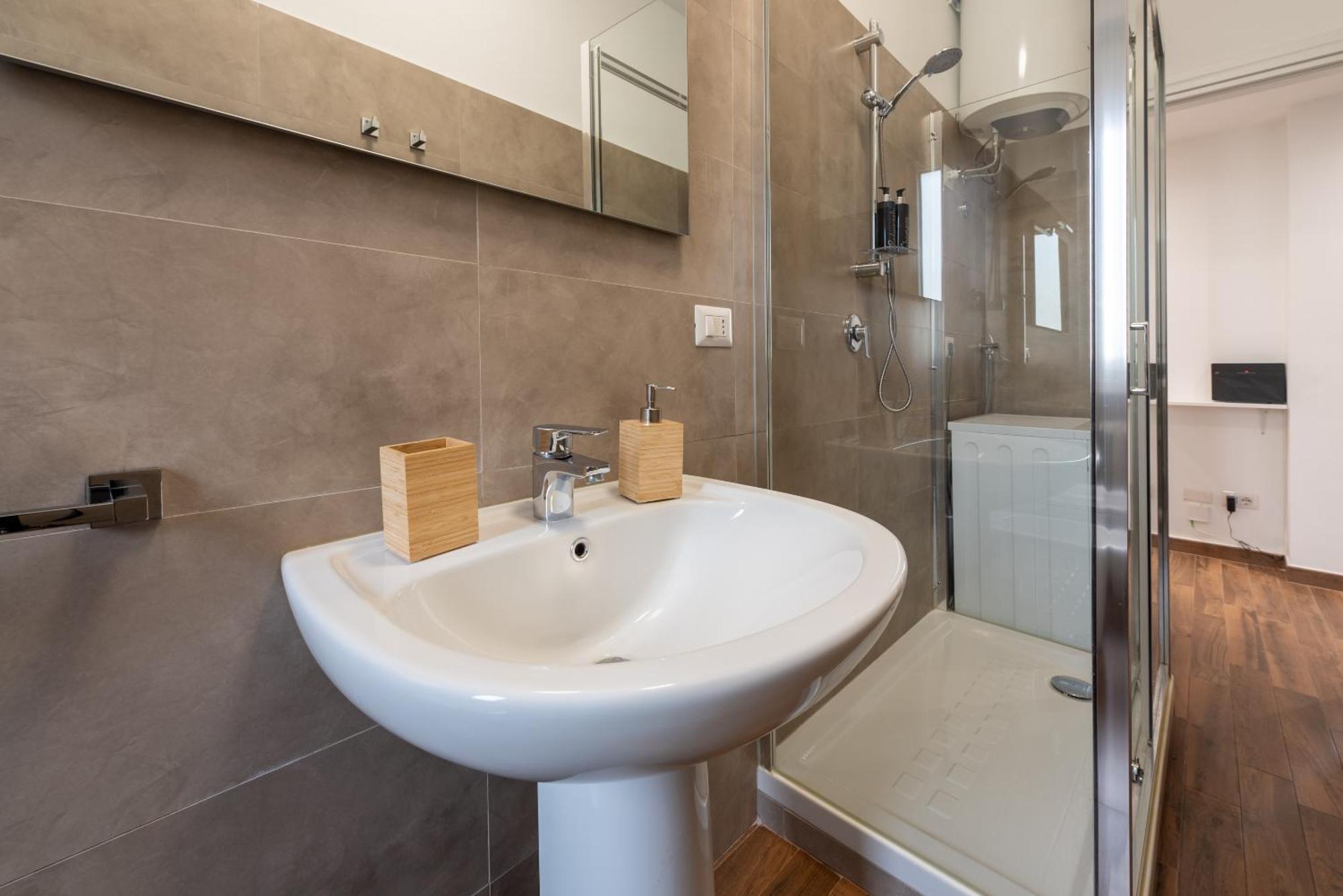 Guest Planet - Bicocca Suites Milano Exterior foto